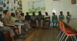 PNG participants and trainers at course run by Curtin University